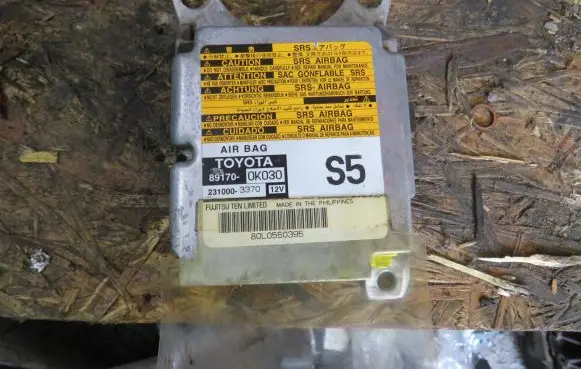 Toyota Hilux (AN120, AN130) Airbag control unit/module 891700K030