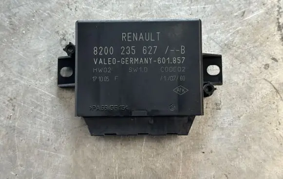 Renault Laguna II Parking PDC control unit/module 8200235627