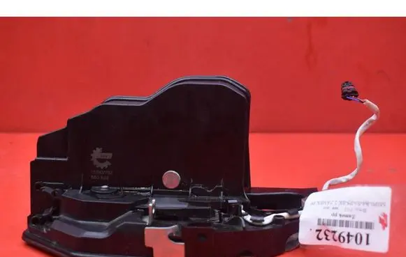BMW 7 F01 F02 F03 F04 Front door lock 16SKV762