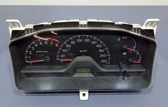 Mitsubishi Lancer Speedometer (instrument cluster) MR550051