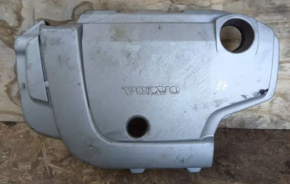 Volvo V70 Engine cover (trim)