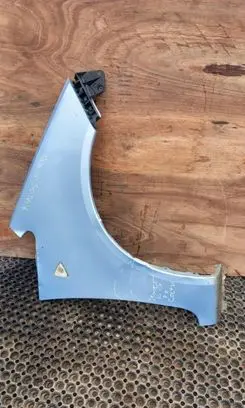 Mitsubishi Colt Fender