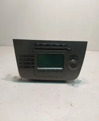 Seat Altea Radio/CD/DVD/GPS head unit 014SEZ1Z3D0276272V