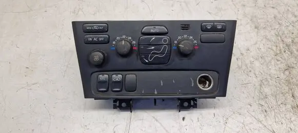 Volvo S60 Climate control unit 8691876