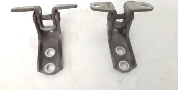 Mitsubishi ASX Front door hinge set 