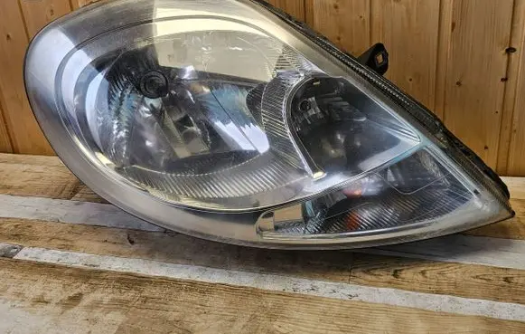 Opel Vivaro Headlight/headlamp 8200701366 93859834 89314020