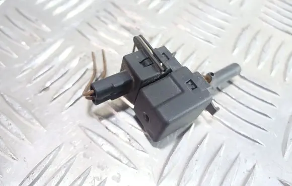 Ford Fiesta Brake pedal sensor switch 95FB7C534AA