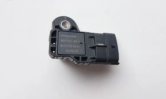 Jeep Renegade Air pressure sensor 0281006028 1503052A19