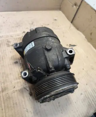 Renault Megane I Air conditioning (A/C) compressor (pump) 7700105765 032710409