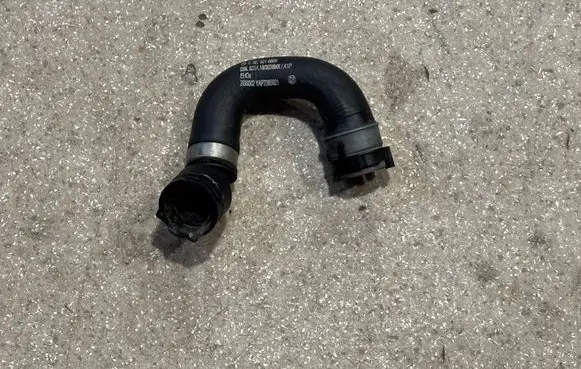 Mercedes-Benz GLE W167 Engine coolant pipe/hose A1675010805