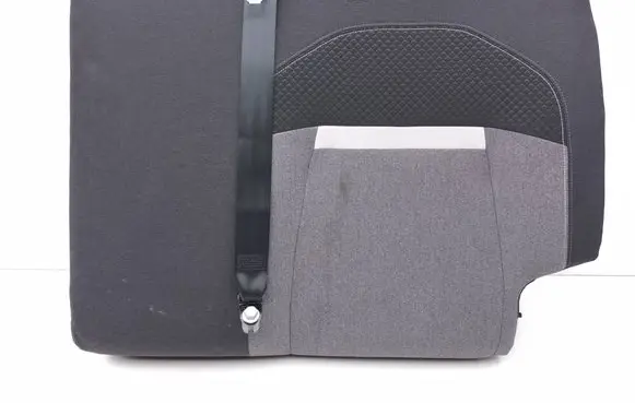 Opel Frontera Rear seat