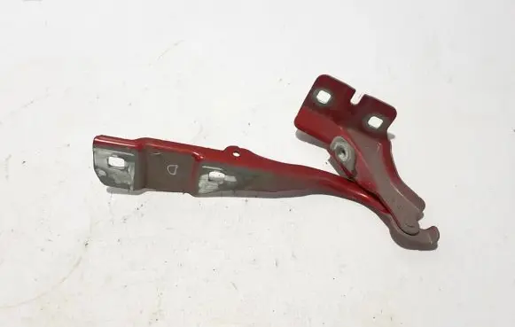 Engine bonnet/hood hinges