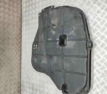 Maserati Quattroporte Engine splash shield/under tray 6700092380