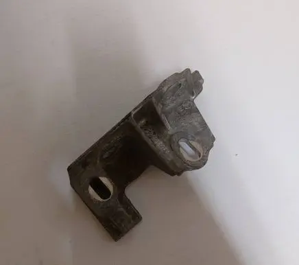 Volkswagen Sharan Engine mounting bracket 7M3199600A