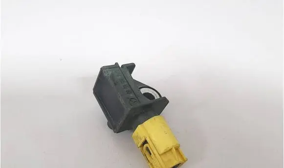 Mercedes-Benz SL R231 Airbag deployment crash/impact sensor A1729056000