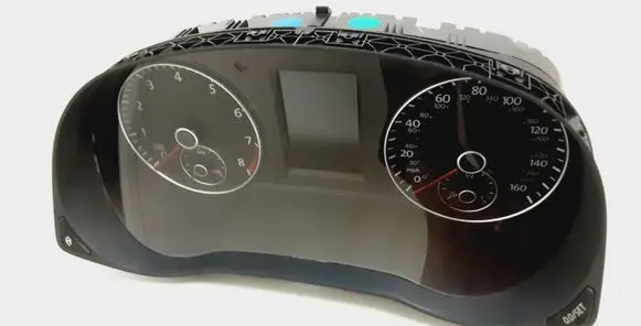 Volkswagen PASSAT B7 USA Speedometer (instrument cluster) 561920960B