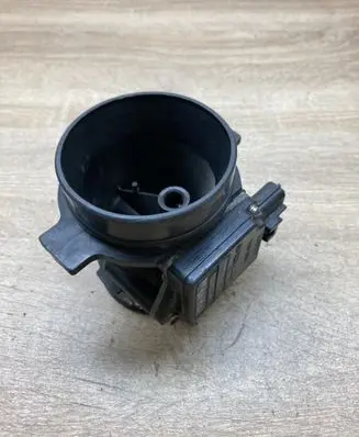Ford Mondeo MK II Mass air flow meter 97BP12B579AA