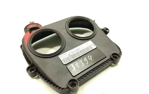 Volkswagen Polo VI Timing chain cover 06K103277