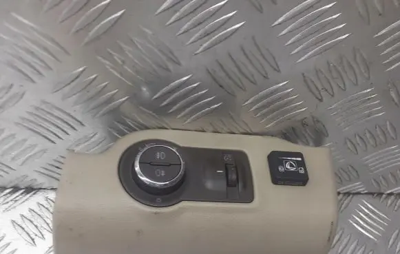Opel Insignia A Headlight level height control switch 13241913