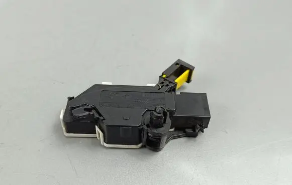 Nissan Qashqai J12 Other control units/modules 8200666173A