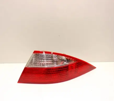 Jaguar XK - XKR Rear/tail lights C2P3564