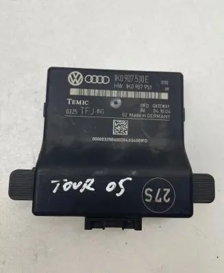 Volkswagen Touran I Gateway control module 1K0907530E 0325 1K0907951