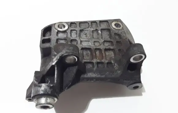 Audi Q5 SQ5 Engine mounting bracket 059903143A 18638