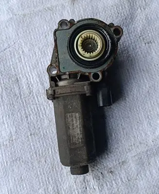 BMW X5 E53 Gearbox-reducer motor 2710752855901 27107528559 7528559