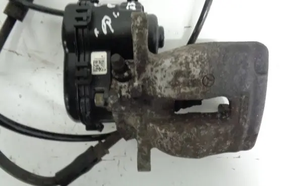 Mercedes-Benz GLA W156 Rear brake caliper A2464232498 A2464232498Re