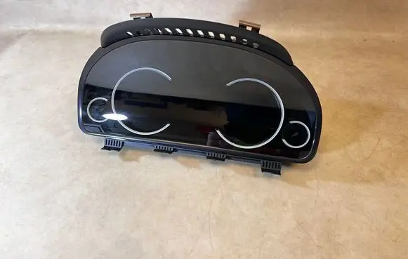 BMW 5 F10 F11 Speedometer (instrument cluster) 9350404 939597001