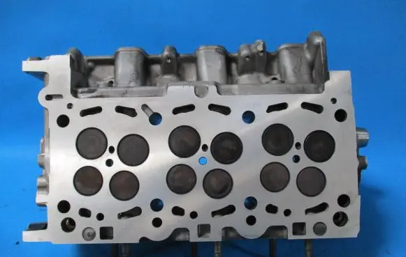 Audi A6 S6 C6 4F Engine head 0593S