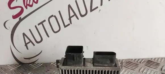 Renault Trafic III (X82) Glow plug pre-heat relay 271206395R RCS812