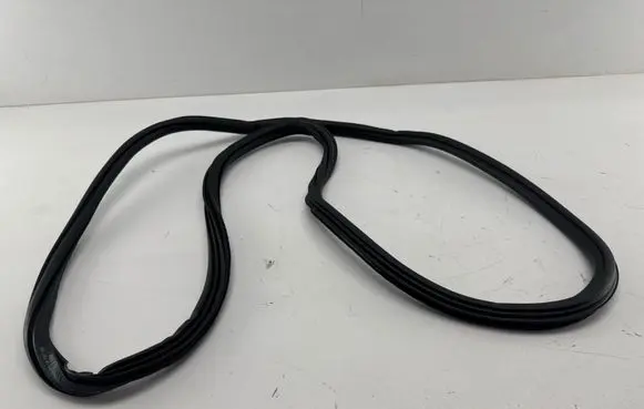 Audi A4 S4 B9 Front door rubber seal 8W0831721B