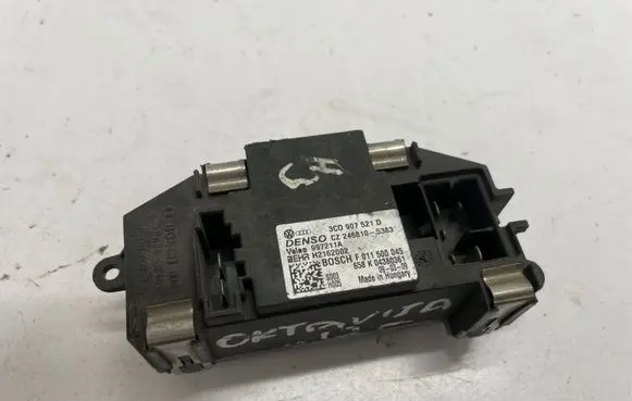 Skoda Superb B8 (3V) Heater blower fan relay 3C0907521D