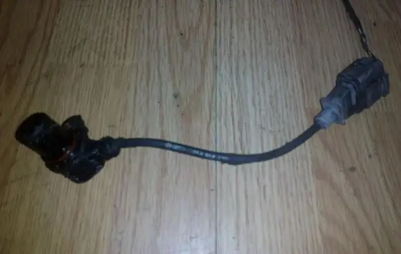 Audi A3 S3 8L Crankshaft position sensor 06a906433l 06A906433L