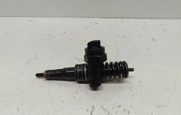 Ford Galaxy Fuel injector 038130073AC