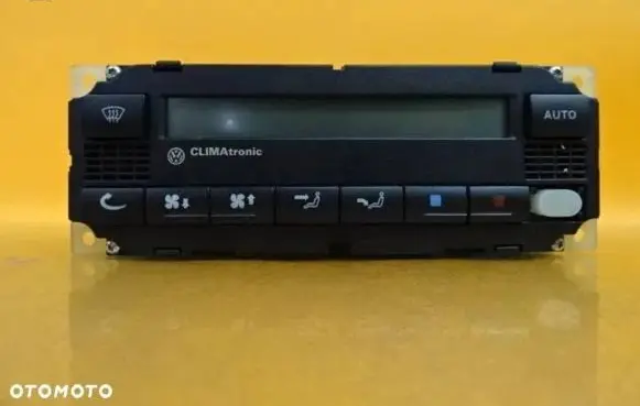 Volkswagen PASSAT B5 Climate control unit 3B2907044B