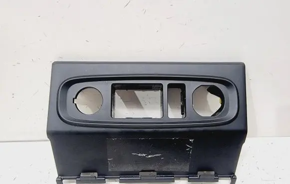 Hyundai Santa Fe Other center console (tunnel) element 84630S19004X 84631S1090