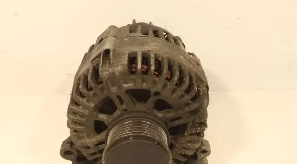 Volkswagen Touran I Generator/alternator 06F903023C