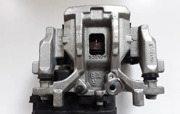Toyota C-HR I Rear brake caliper 4631078010