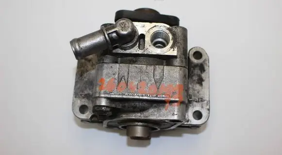 BMW 3 E90 E91 Power steering pump 6780413 7617955152