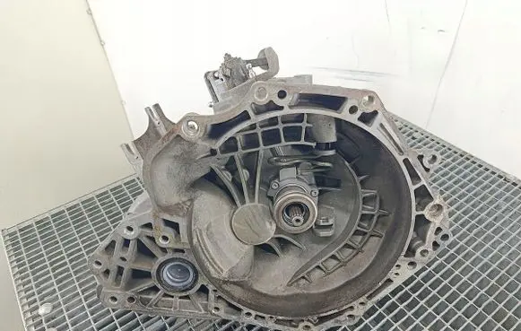 Opel Zafira B Manual 5 speed gearbox F13W394
