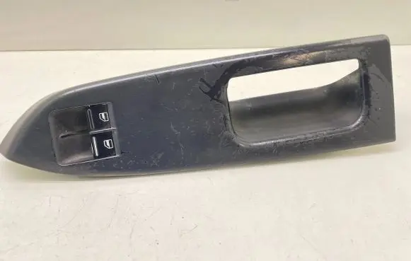 Volkswagen Touran I Front door interior handle trim 1T1867371E