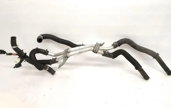 Toyota Prius+ (ZVW40) Engine coolant pipe/hose
