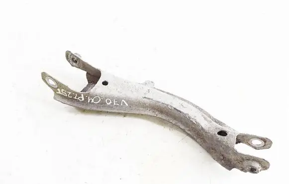 Volvo V70 Rear control arm