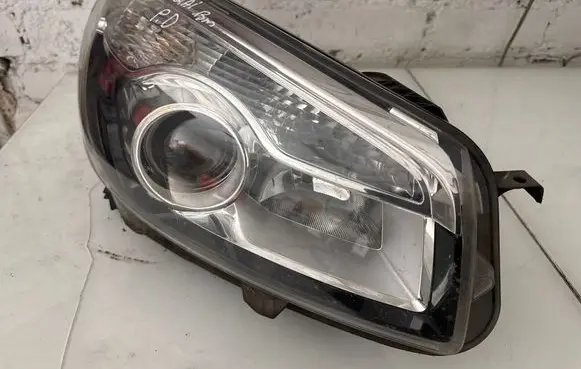 Nissan Qashqai Headlight/headlamp 26010BR01B 1LL01033514 010351400047552