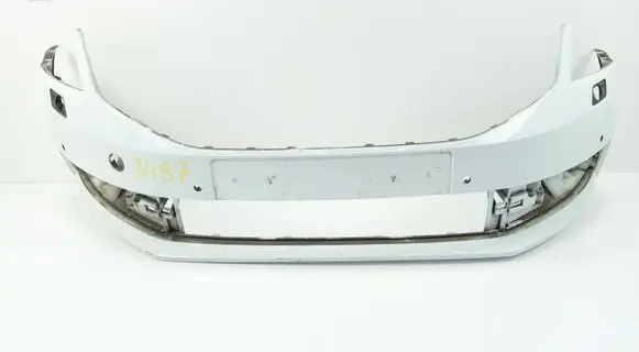 Skoda Octavia Mk3 (5E) Front bumper 5E0807221M