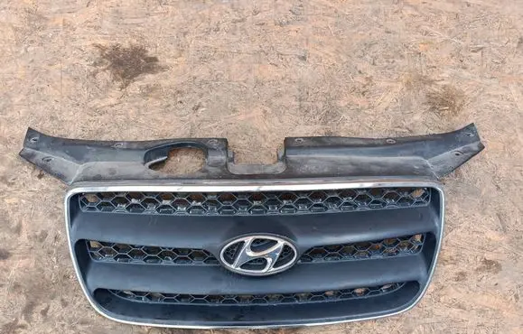 Hyundai Santa Fe Front grill 865612B010 863532B000