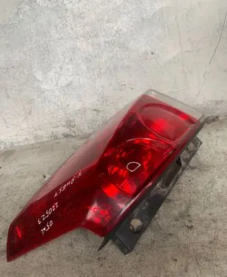 Nissan Quest Rear/tail lights
