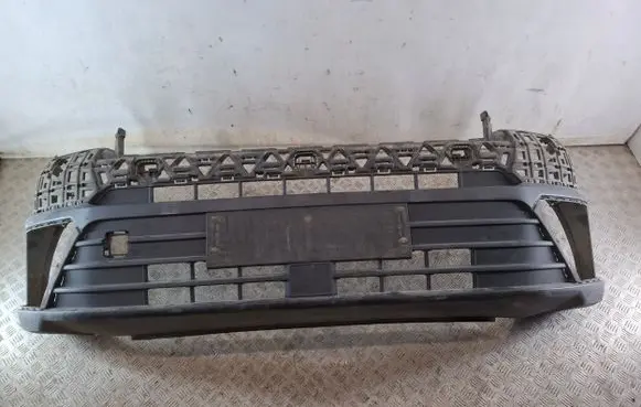 Volkswagen Crafter Front bumper 7C0807221A
